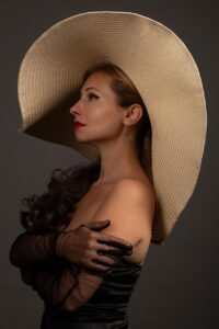 50代女性がダイエットを成功させるためには筋トレと食事のどちらを優先すべき？